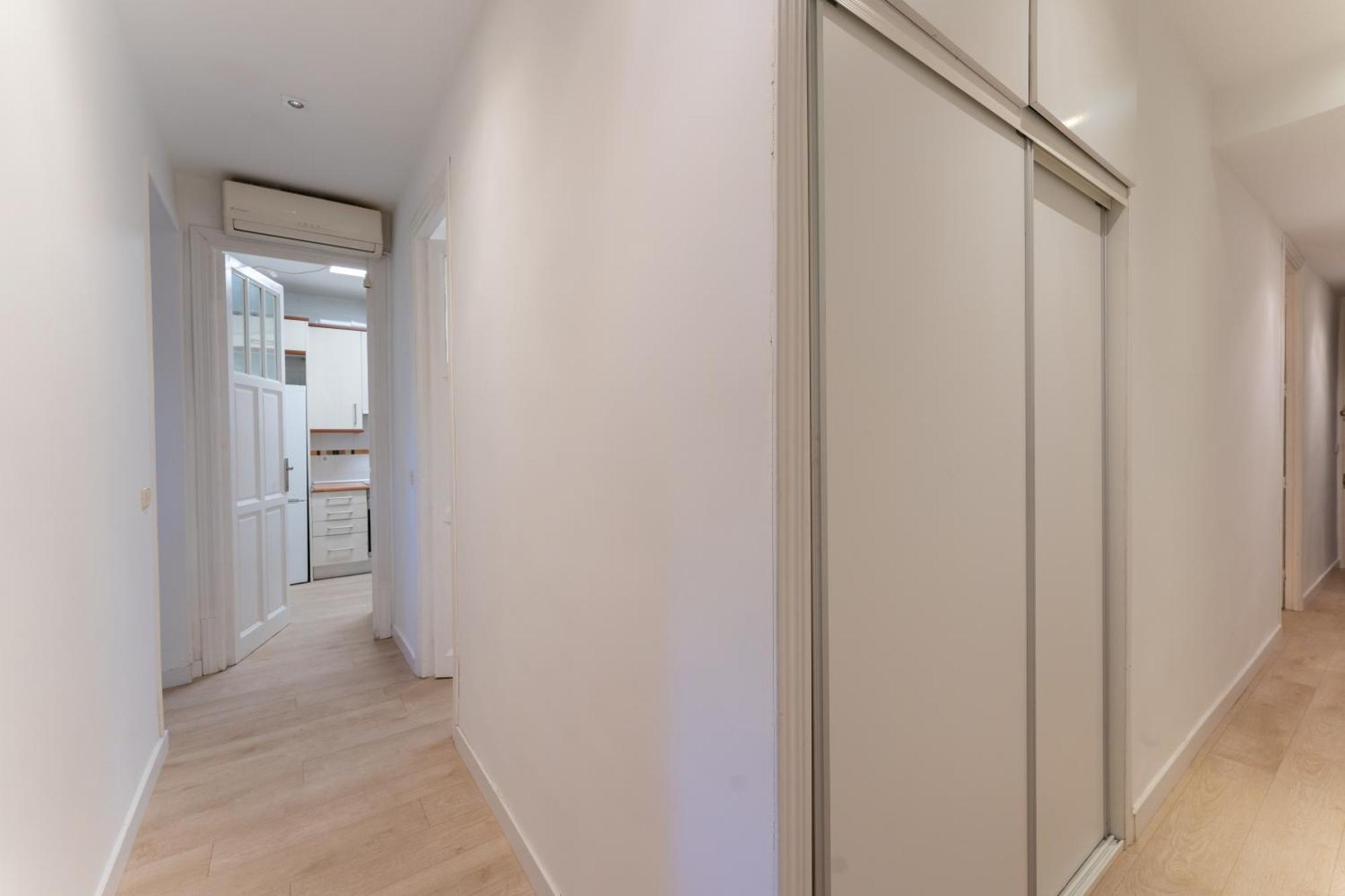 Luxe Apartment In Chamberi Chic マドリード エクステリア 写真
